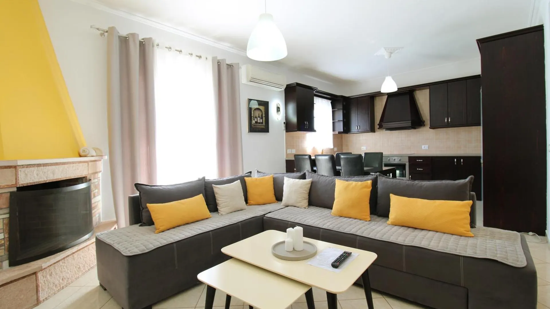 Omnia Apartments Ksamil