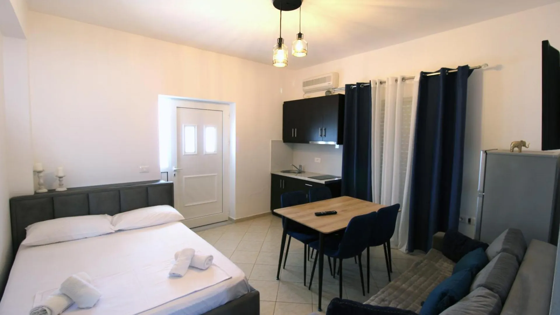 Omnia Apartments Ksamil