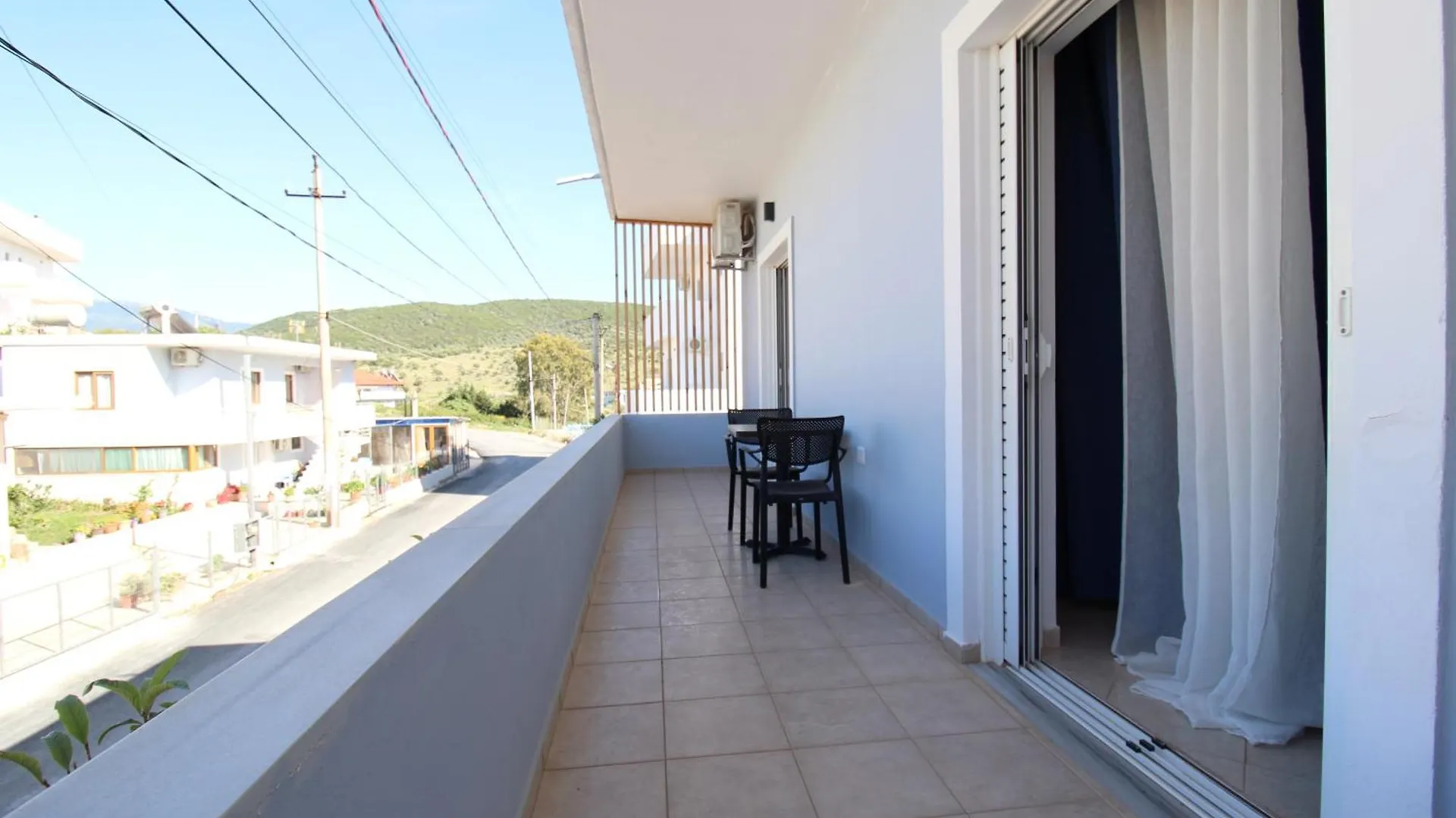 Omnia Apartments Ksamil 0*,