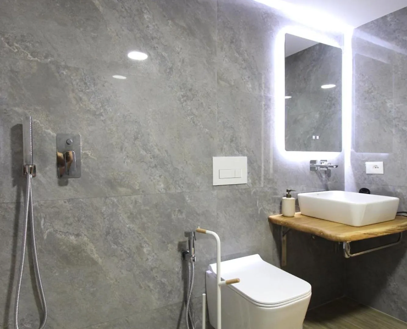 Omnia Apartments Ksamil