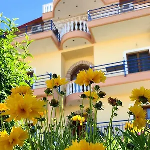  Villa Vila Laura Pasha